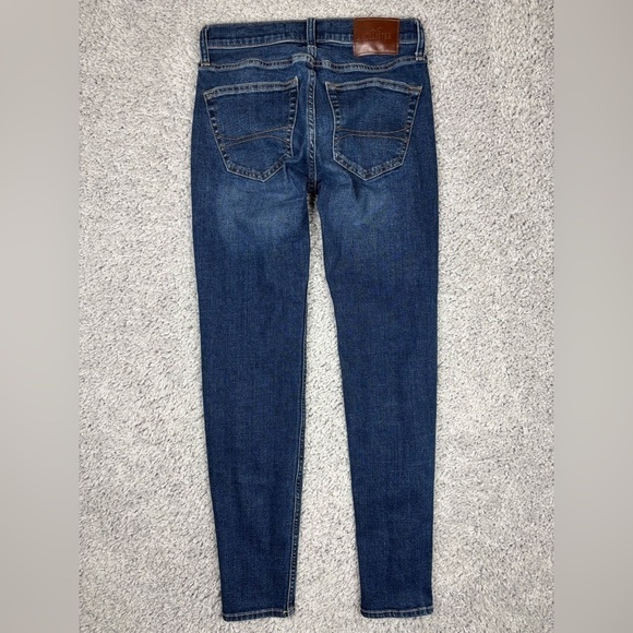 Hollister Jeans Womens 26 Skinny Advanced Stretch Dark Wash Distressed Holes - Picture 5 of 5